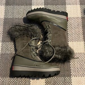 Women’s Joan of Arctic Next Boot